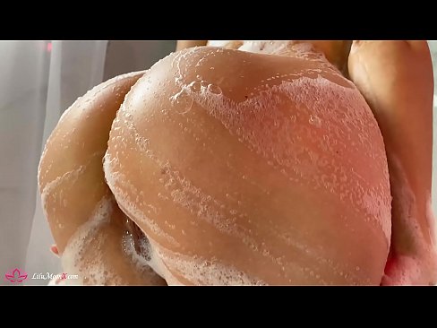 ❤️ Morena masturba o coño cun vibrador ata un orgasmo intenso na ducha ☑ Vídeo porno en % gl.libporno.ru % ❤