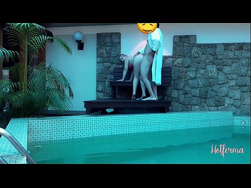 ❤️ O xefe invita a criada á piscina, pero non puido resistirse a un quente ☑ Vídeo porno en % gl.libporno.ru % ❤